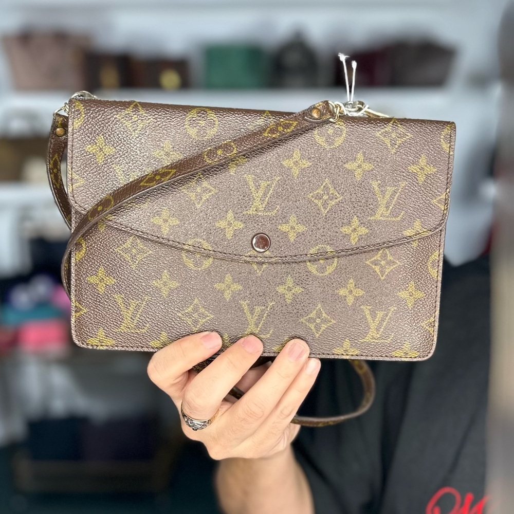 LV Flapbag